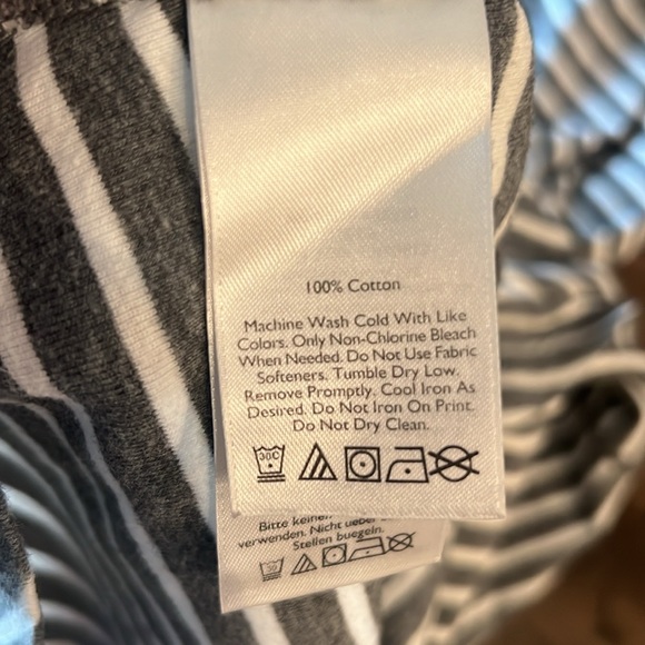 Eddie Bauer Gray and White Lightweight Striped Women's Hoodie Top size Small - Picture 6 of 9